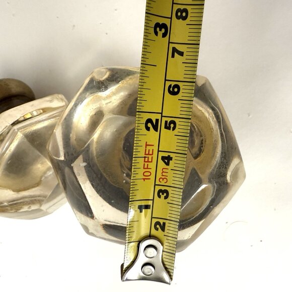 Vintage Set of 2  Hexagonal Cut Glass Knobs With Brass Base Cabinet Door Clear - Picture 6 of 6